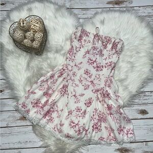 Sky to Moon Madeline Floral Midi Dress NWT Medium Boutique